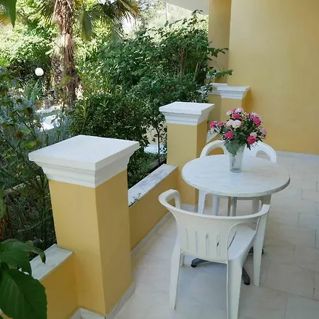 Yiannis Agios Georgios Pagoi Corfu Holiday home