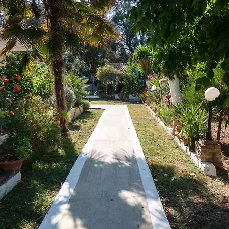 Yiannis Agios Georgios Pagoi Corfu Holiday home