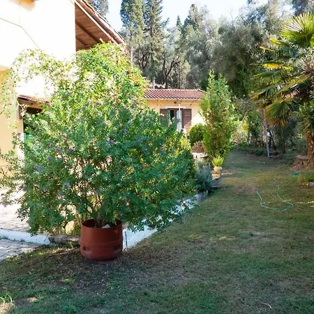 Yiannis Agios Georgios Pagoi Corfu Holiday home *